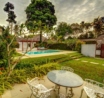 Marari Beach Resort Room